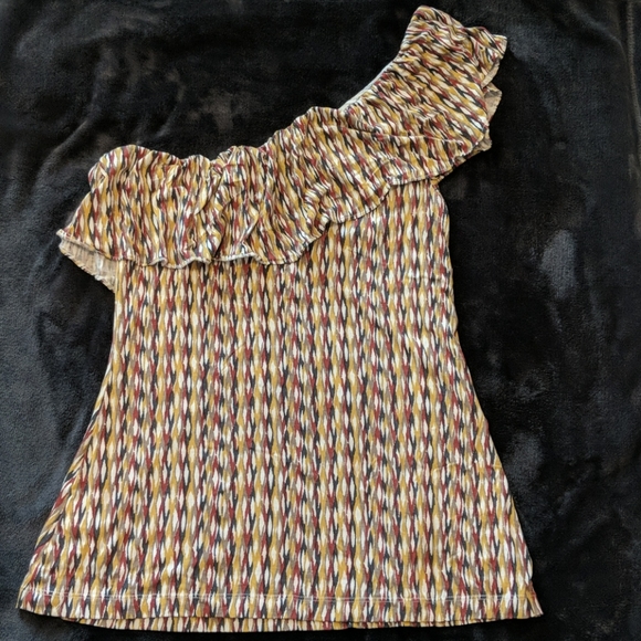 Ruffled Multicolor One-Shoulder Casual Top - Picture 4 of 5